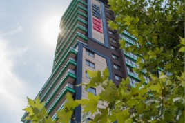 Продам трехкомнатную квартиру на Миронова,Дельмар