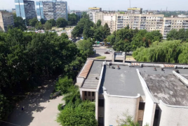 Продам однокомнатную квартиру под ремонт на Тополе 3 (Сич)
