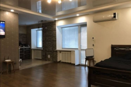Продам 2к.квартиру на пр.Поля