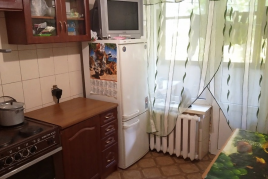 Продам однокомнатную квартиру на 12 квартале