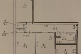 Продам трёхкомнатную квартиру на 12 квартале