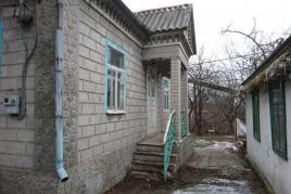 Продам дом поселок Ясный, 20 минут езды от Днепра.