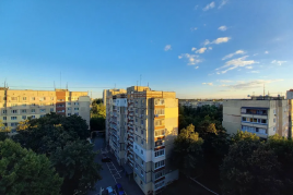 Продам трикімнатну квартиру 