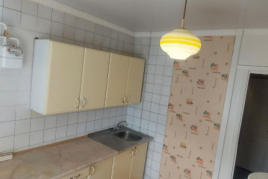 Продам двокімнатну квартиру