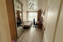  Продам чотирикімнатну квартиру, 12 Квартал, вул. Квартальна